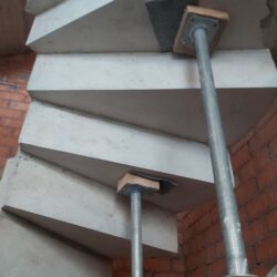 escalera caracol-viviendas-encofrados-encopec-2