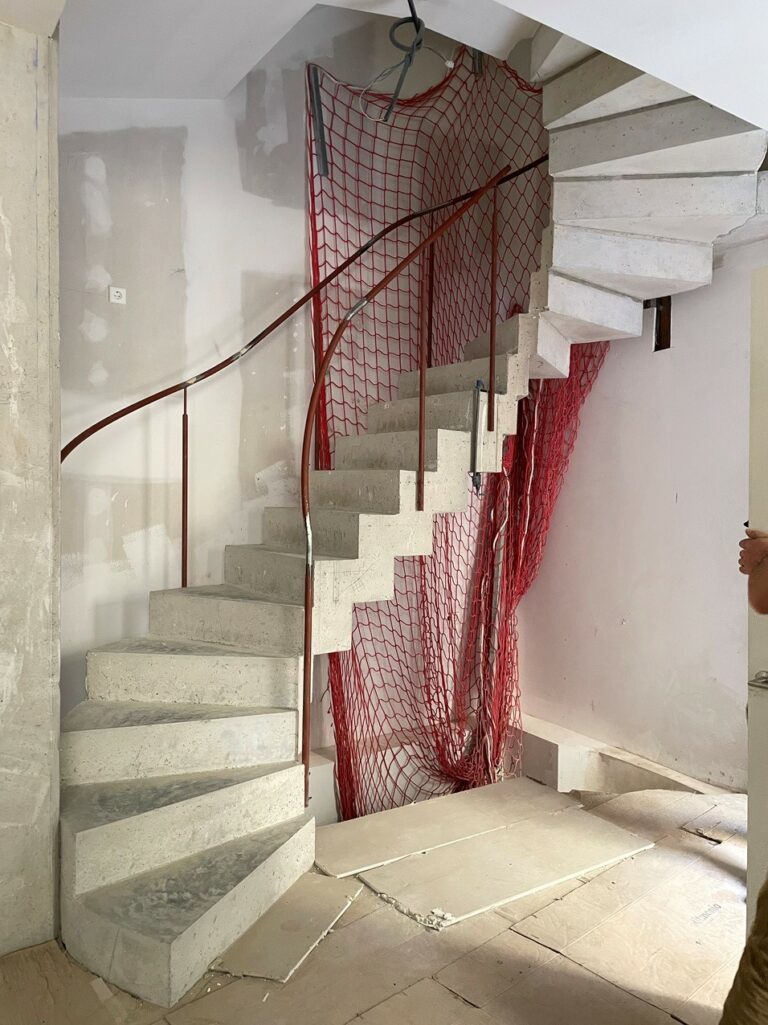 escalera caracol-viviendas-encofrados-encopec